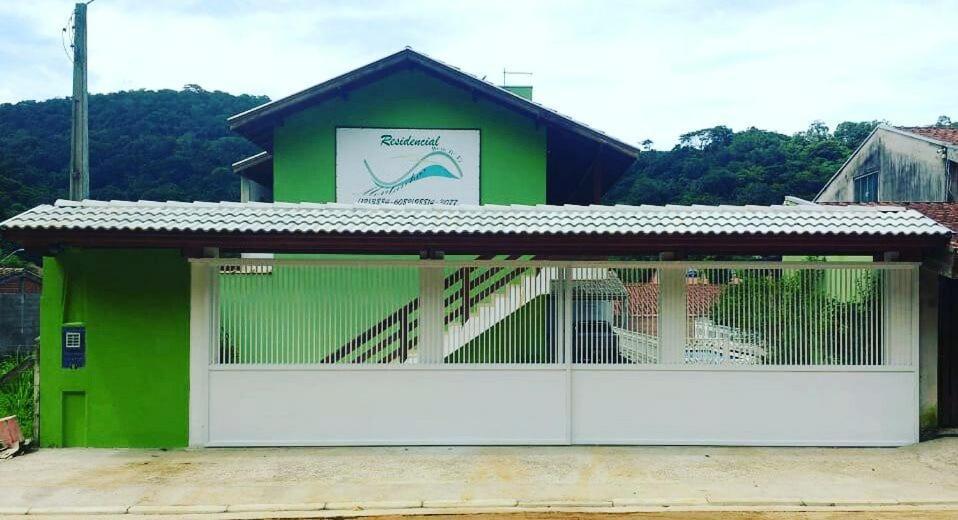 Hotel Montanhas Bem Te VI à Caraguatatuba Extérieur photo